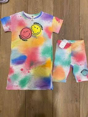SmileyWorld x H&M  Tie-Dye Smiley Tunic & Shorts Set - Multicolor